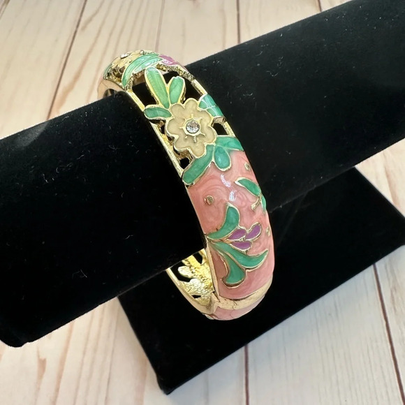 Floral Laser Cut Bangle With Rhinestone - Picture 3 of 5